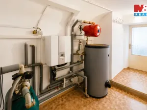 Prodej rodinného domu, Karlovy Vary - Hůrky, Pražská silnice, 240 m2