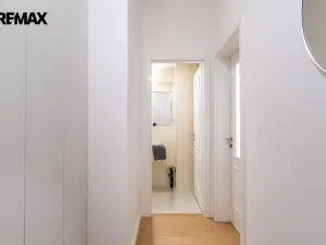 Pronájem bytu 2+1, Praha - Vinohrady, Korunní, 67 m2