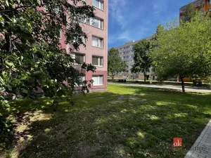 Prodej bytu 2+kk, Kladno - Kročehlavy, Francouzská, 40 m2