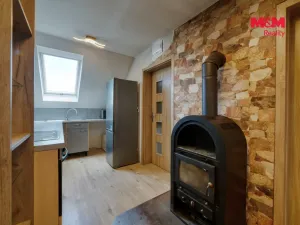 Prodej rodinného domu, Skalná, Slepá, 175 m2