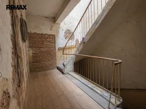 Prodej atypického bytu, Jihlava, Benešova, 112 m2