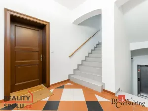Pronájem bytu 2+kk, Praha - Žižkov, Víta Nejedlého, 48 m2