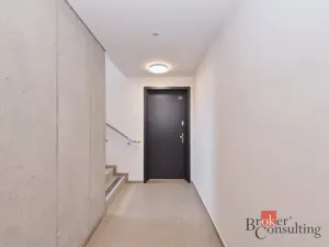 Pronájem bytu 2+kk, Praha - Dolní Chabry, Ústecká, 59 m2