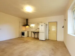Prodej rodinného domu, Pečky - Velké Chvalovice, Pečecká, 75 m2