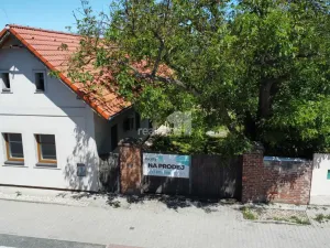 Prodej rodinného domu, Pečky - Velké Chvalovice, Pečecká, 75 m2
