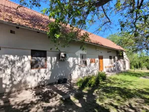 Prodej rodinného domu, Pečky - Velké Chvalovice, Pečecká, 75 m2