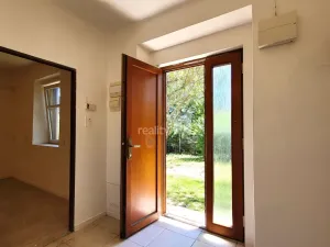 Prodej chalupy, Pečky - Velké Chvalovice, Pečecká, 75 m2