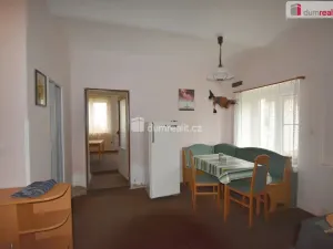 Pronájem komerční nemovitosti, Chbany - Vikletice, 596 m2