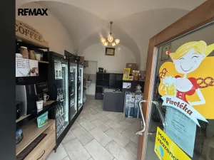 Pronájem obchodního prostoru, Kyjov, Masarykovo náměstí, 22 m2