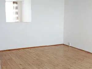 Prodej bytu 1+1, Praha - Kobylisy, Paláskova, 33 m2