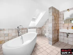 Prodej ubytování, Dobřany, Lipová, 820 m2