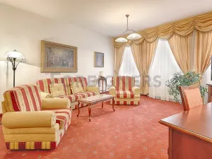 Prodej ubytování, Karlovy Vary, Mariánskolázeňská, 1425 m2