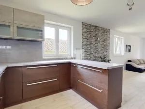 Prodej rodinného domu, Komorovice, 230 m2