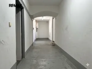 Pronájem skladu, Měřín, 454 m2