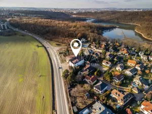 Prodej pozemku pro bydlení, Praha - Petrovice, Novopetrovická, 4543 m2