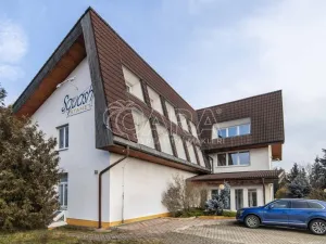 Prodej pozemku pro bydlení, Praha - Petrovice, Novopetrovická, 4543 m2