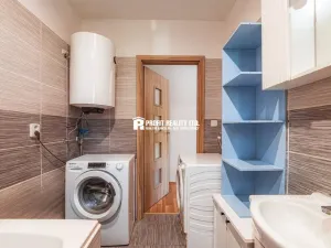Prodej rodinného domu, Beroun, Pražská, 164 m2