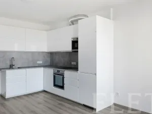 Prodej bytu 2+kk, Praha - Hloubětín, Za černým mostem, 55 m2