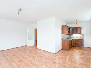 Prodej bytu 2+kk, Praha - Kbely, Pod Nouzovem, 56 m2
