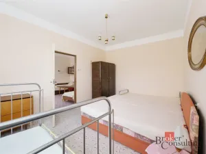 Prodej rodinného domu, Ročov, 141 m2