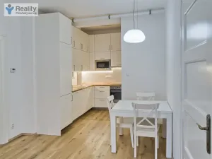 Pronájem bytu 2+kk, Plzeň - Jižní Předměstí, Čechova, 44 m2