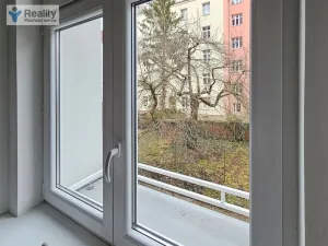 Pronájem bytu 2+kk, Plzeň - Jižní Předměstí, Čechova, 44 m2