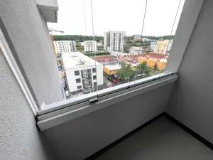 Pronájem bytu 1+kk, Praha - Vysočany, Poděbradská, 39 m2