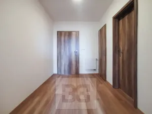 Pronájem bytu 1+kk, Úvaly, Arnošta z Pardubic, 32 m2