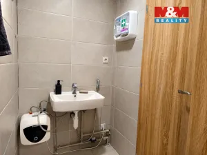 Pronájem obchodního prostoru, Frýdek-Místek - Frýdek, Bruzovská, 120 m2