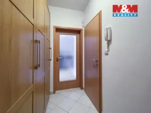 Pronájem bytu 1+kk, Praha - Košíře, Plzeňská, 31 m2