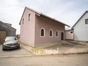 Prodej ubytování, Velké Bílovice, 285 m2