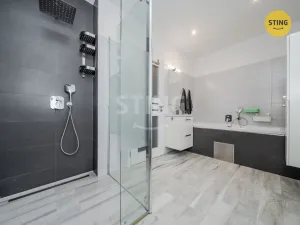 Prodej bytu 2+kk, Ostrava, Poděbradova, 62 m2