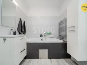 Prodej bytu 2+kk, Ostrava, Poděbradova, 62 m2