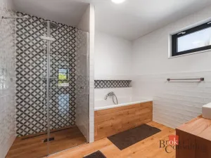 Prodej rodinného domu, Plzeň - Malesice, U Lesa, 240 m2