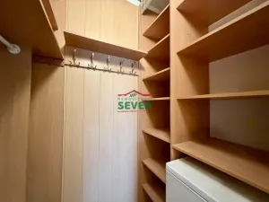 Prodej bytu 3+1, Meziboří, Nad parkem, 78 m2