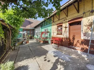 Prodej rodinného domu, Šakvice, Podzahrady, 288 m2