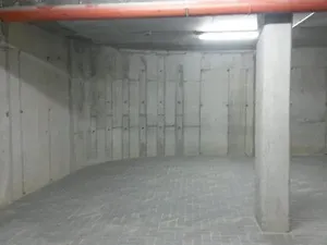 Pronájem garážového stání, Olomouc, Schweitzerova, 13 m2