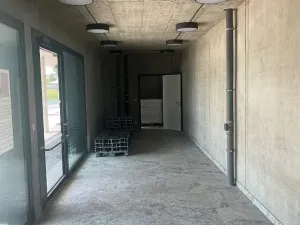 Pronájem obchodního prostoru, Brno, Náplavka, 79 m2
