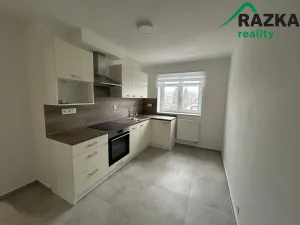 Pronájem bytu 2+1, Planá, Zahradní, 50 m2