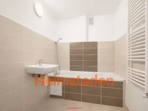 Pronájem bytu 2+1, Ostrava - Poruba, Hlavní třída, 78 m2