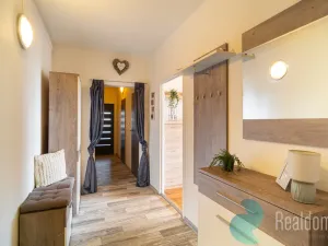 Prodej bytu 3+1, České Budějovice, Labská, 72 m2