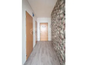 Pronájem bytu 2+kk, Neratovice, Dr. E. Beneše, 40 m2