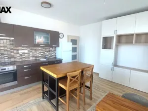 Pronájem bytu 2+kk, Praha - Kyje, Farkašova, 38 m2