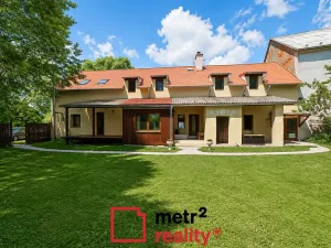 Prodej rodinného domu, Bouzov, 400 m2