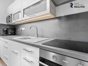 Prodej bytu 2+1, Zlín - Malenovice, Tyršova, 54 m2