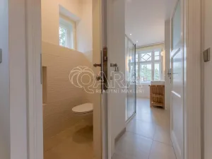 Pronájem bytu 3+1, Praha - Dejvice, 133 m2