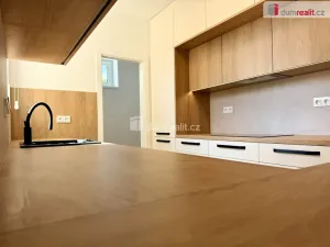 Prodej rodinného domu, Lukov, K Pasekám, 247 m2