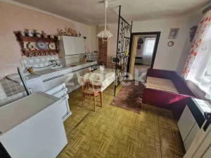 Prodej rodinného domu, Buchlovice, Horní Podvinohradí, 237 m2