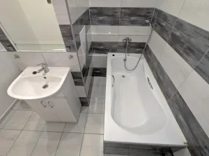 Pronájem bytu 1+1, Louny, Čs. armády, 40 m2