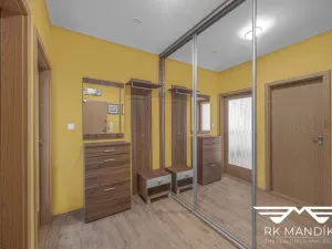 Pronájem bytu 2+kk, Praha - Prosek, Kytlická, 53 m2